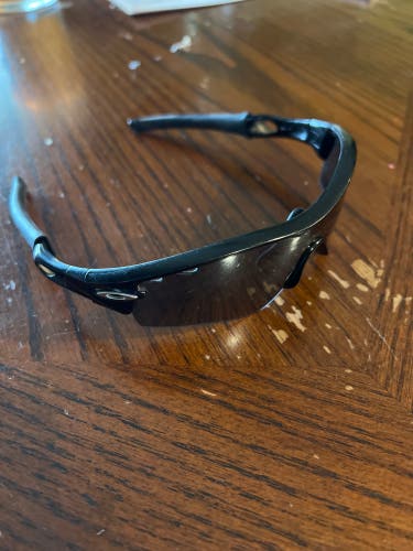 Unisex One Size Fits All Oakley Radarlock Sunglasses