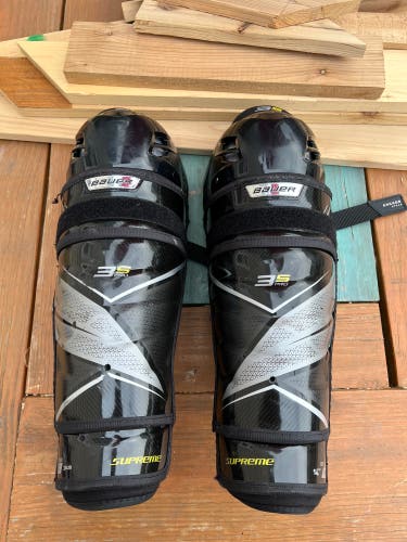 Bauer  3S Pro Shin Pads