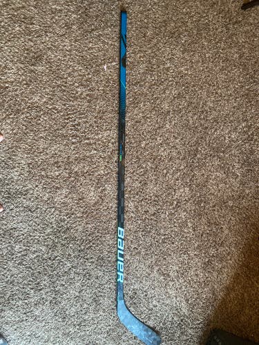 Senior Left Hand P88 Nexus Geo Hockey Stick