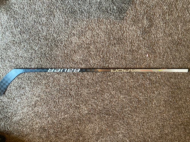 Senior Left Hand P92 Pro Stock Vapor Hyperlite Hockey Stick