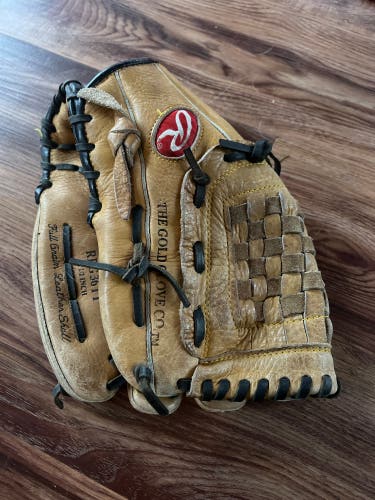 Used Outfield 12.5" Baseball Glove