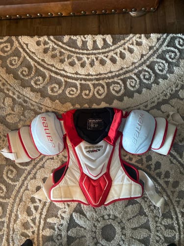 Used Small Bauer Vapor APX2 Shoulder Pads