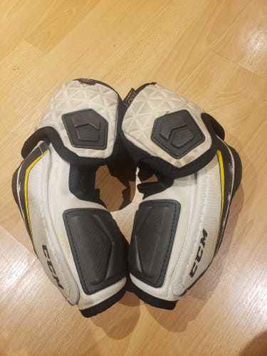 SR L CCM Ultra Tacks Elbow Pads