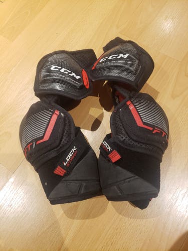 SR M CCM JetSpeed FT1 Elbow Pads