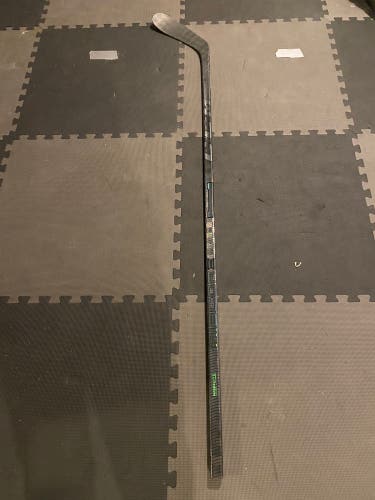 Senior Left Hand P28  RibCor Trigger 6 Pro Hockey Stick