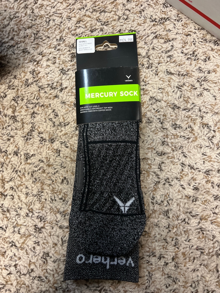 NEW Verbero Mercury Cut Resistant Skate Sock - Small