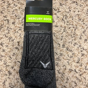 NEW Verbero Mercury Cut Resistant Skate Sock - Medium
