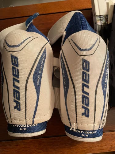 Used Medium Bauer Nexus 7000 Elbow Pads
