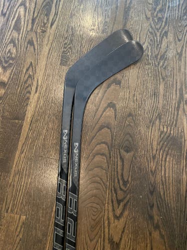 2 PACK Bauer Nexus1000 Right Handed Stick