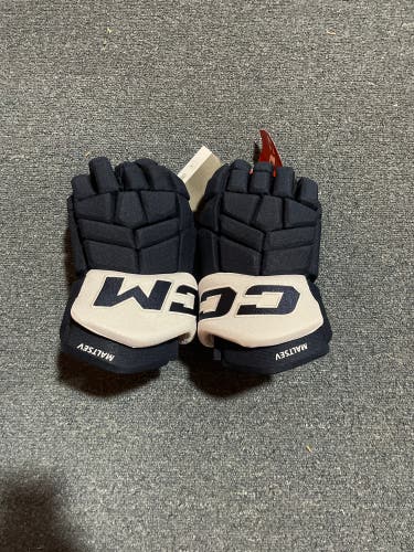 New Navy CCM HGTKXP Pro Stock Gloves Colorado Avalanche Maltsev 14”