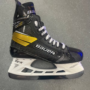New Bauer Size 9.5 fit 1 Supreme UltraSonic Hockey Skates