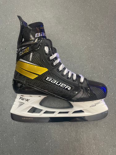 New Bauer Size 7.5 Fit 3 Supreme UltraSonic Hockey Skates