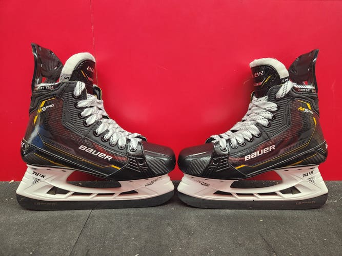 Intermediate *DEMO* Bauer Supreme M5 Pro Hockey Skates Fit 2 Size 5