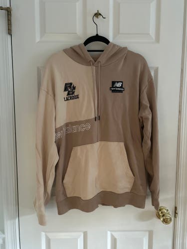 Brown Used XL New Balance Sweatshirt