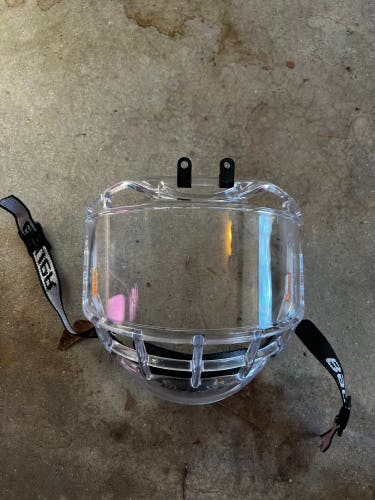 Used Small Bauer Shield Concept 3 Full Shield