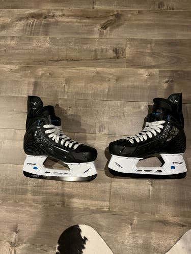 TRUE PRO STOCK SKATES SVH MODEL SIZE 9