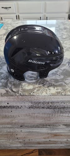 New Large Bauer Re-Akt 85 Helmet