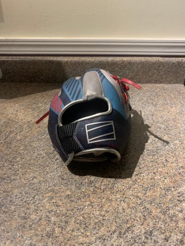 Used Infield 11.5" REV1X Baseball Glove