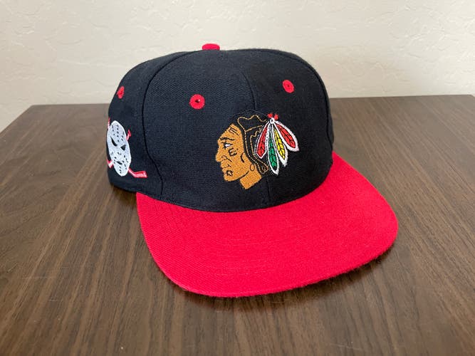 Chicago Blackhawks NHL HOCKEY VINTAGE 1990s LOGO 7Adjustable Snapback Cap Hat!