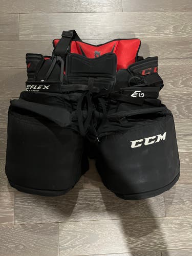 Ccm extreme flex E1.9 goalie pants
