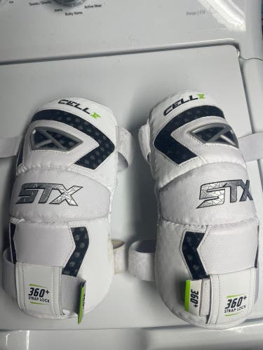 New Large STX Cell V Arm Pads
