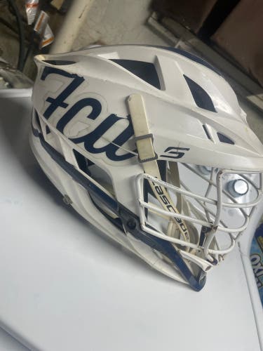 FCA Cascade S Lacrosse helmet