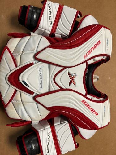 Used Medium Bauer Vapor 1X Goalie Chest Protector