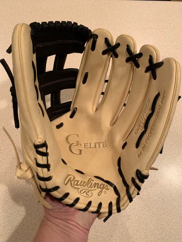 Outfield 12.75" Gold Glove Elite Baseball Glove