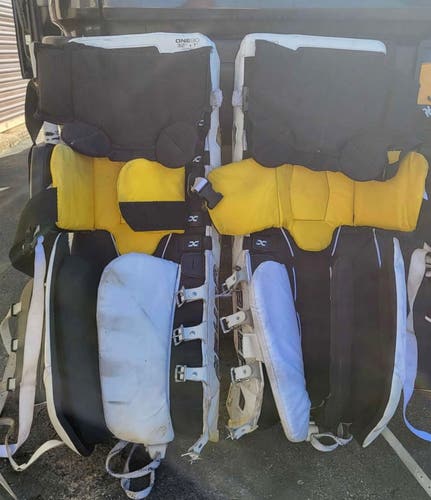 32" Bauer Supreme one90 Goalie Leg Pads