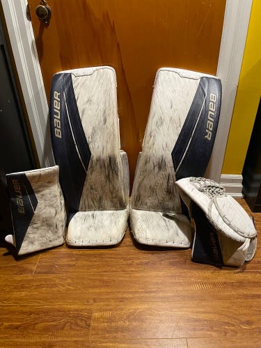 33" Custom Regular Vapor 2X Pro (Skinned As Ultrasonic) Goalie Full Set