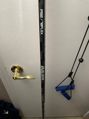 Pro stock New 70 Flex Right Handed P92 Pro Stock Vapor Hyperlite Hockey Stick