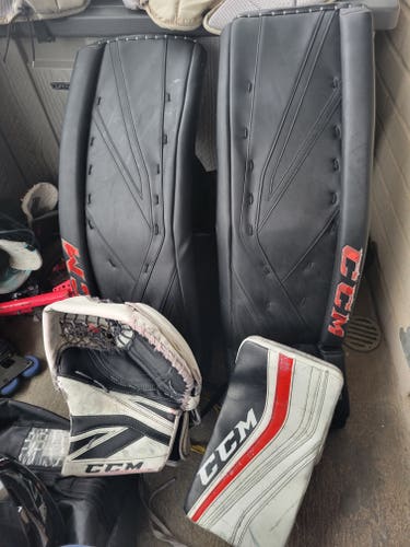 Used 35" CCM Regular P2.9 Goalie Full Set