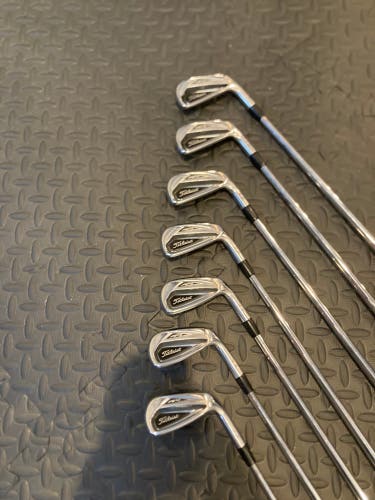 Titleist Ap2 Iron set 4-pw