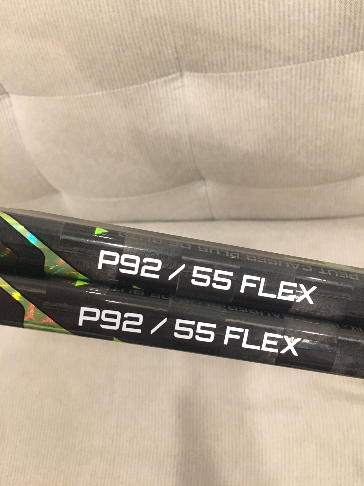 2 PACK! New Intermediate RH Bauer AG5NT P92 55 Flex Hockey Stick