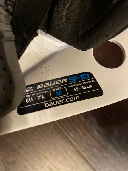 Used Bauer 940 Goalie Mask | SidelineSwap | Buy and Sell on SidelineSwap