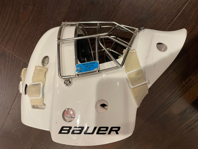Used Bauer 940 Goalie Mask | SidelineSwap | Buy and Sell on SidelineSwap