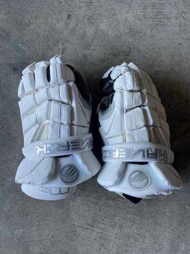 Maverick M4 Gloves (13”)