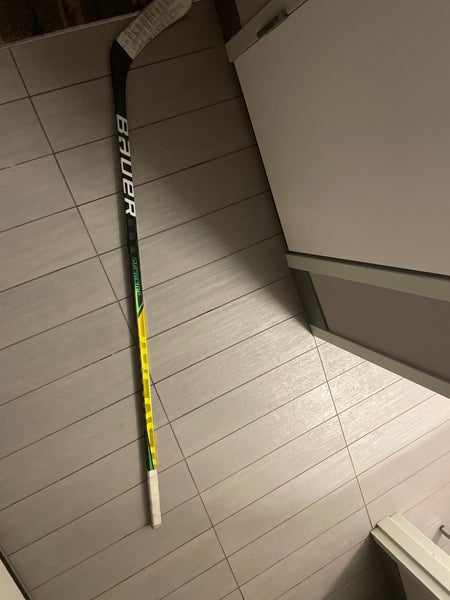 Bauer ultra sonic pro stock Kyle Okposo (willing to negotiate)