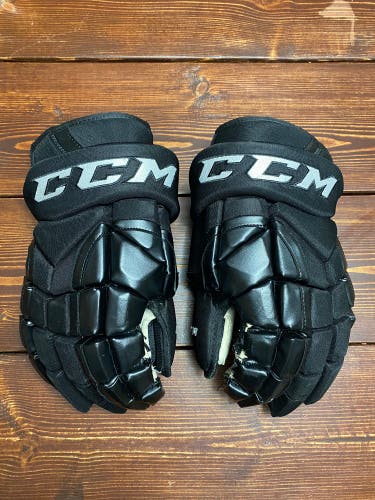 CCM HGP14 Pro Stock Gloves 15”