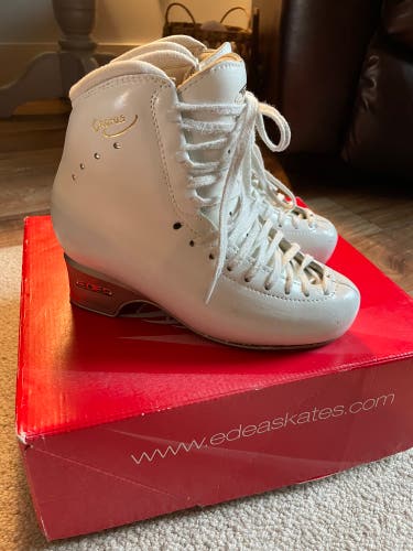 Edea Chorus Skate Boots Sz 240