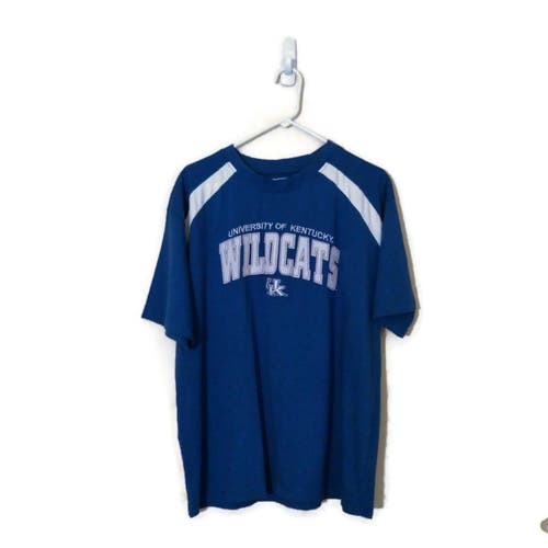 Pro Edge NCAA Kentucky Wildcats Spell Out Blue T-Shirt X-Large