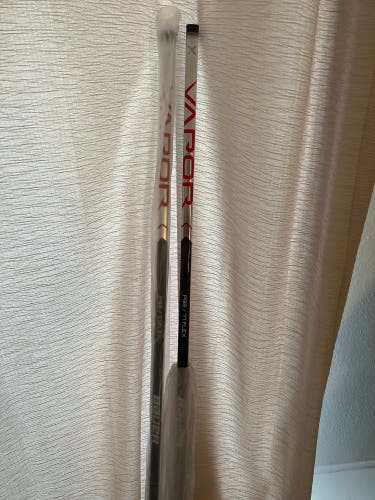 2-Pack Senior Left Hand P92 77Flex Vapor Hyperlite Hockey Stick