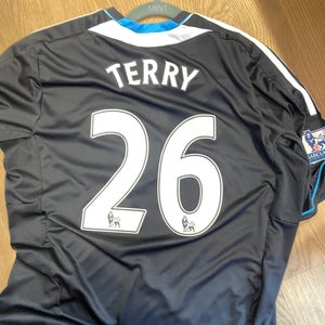 Large Terry Chelsea Jersey Large Like New With All Patches