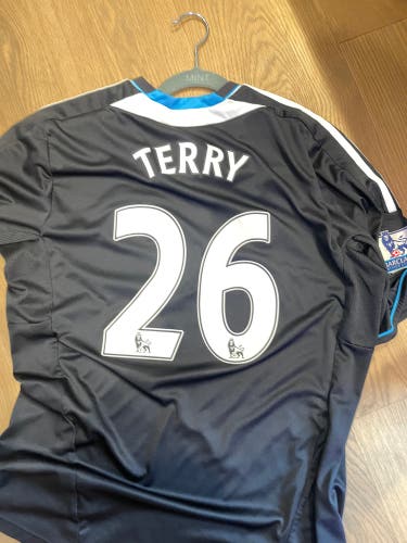 Large Terry Chelsea Jersey Large Like New With All Patches