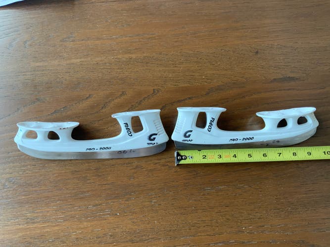 Used Pair (Left/Right) Graf Holder with Blade 229mm