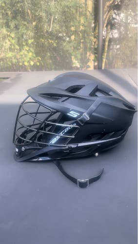 Carbon Black Cascade S Helmet