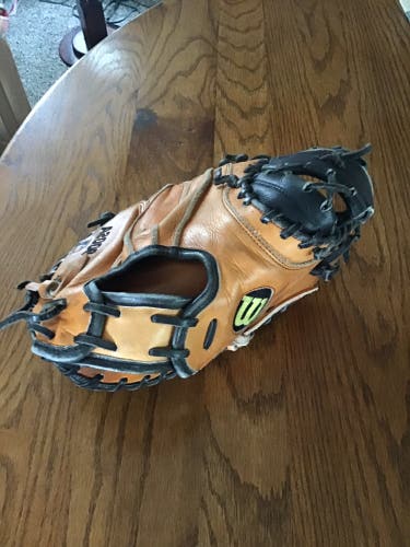 Right Hand Throw 32.5" A2000 RPUDGE Catcher's Glove