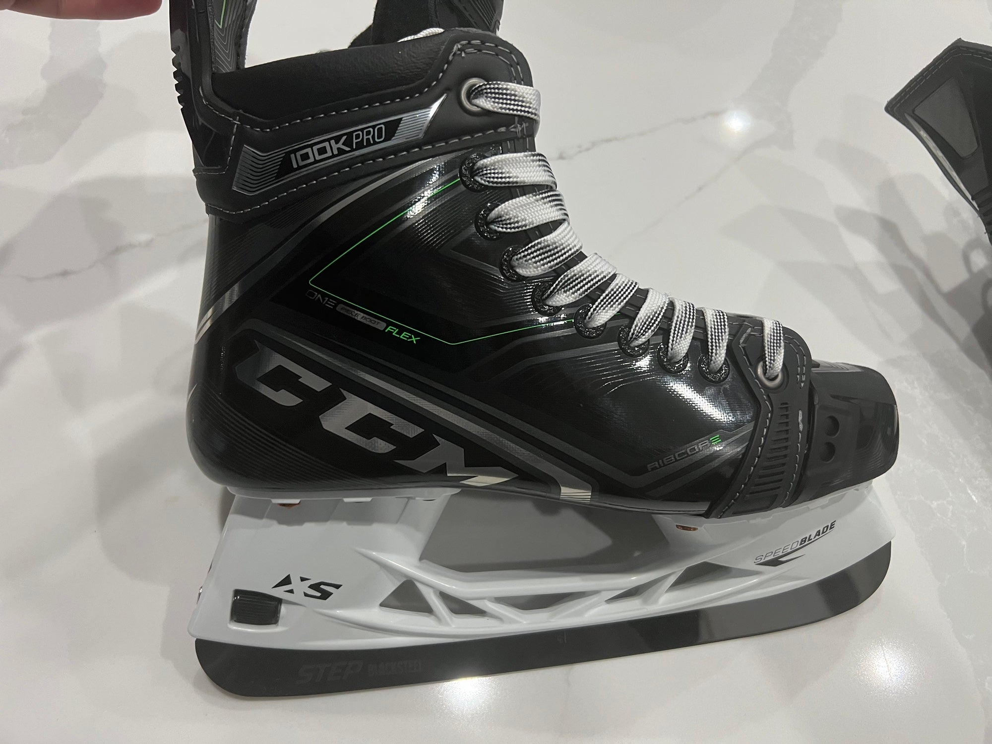 New CCM Regular Width Size 8 RibCor 100k Pro Hockey Skates 