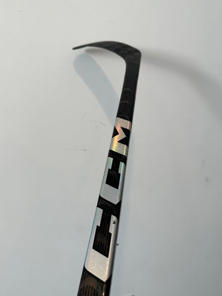 Great Condition - Senior CCM Right Handed JetSpeed FT5 Pro P29 70 Flex