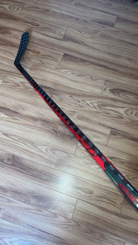 CCM Jetspeed FT4Pro |RH|95flex|P29